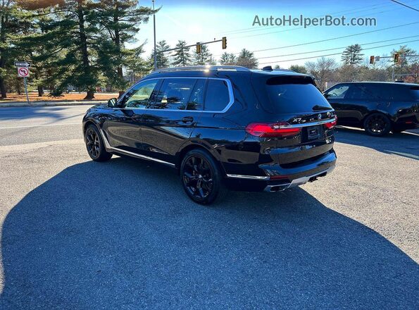 5UXCW2C05L9B19506 2020 BMW X7 Black Front right