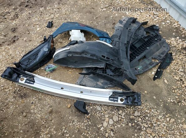4T1DAACK2TU256988 2026 TOYOTA LE Teal Widok komory silnika