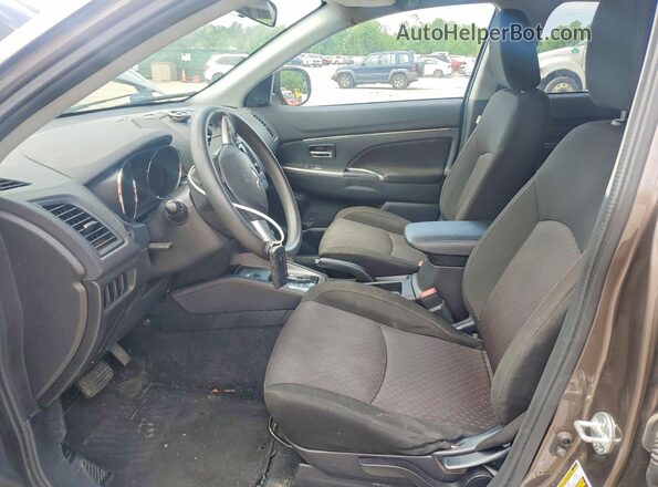 JA4AR3AU4JZ028937 2018 MITSUBISHI OUTLANDER Brown 