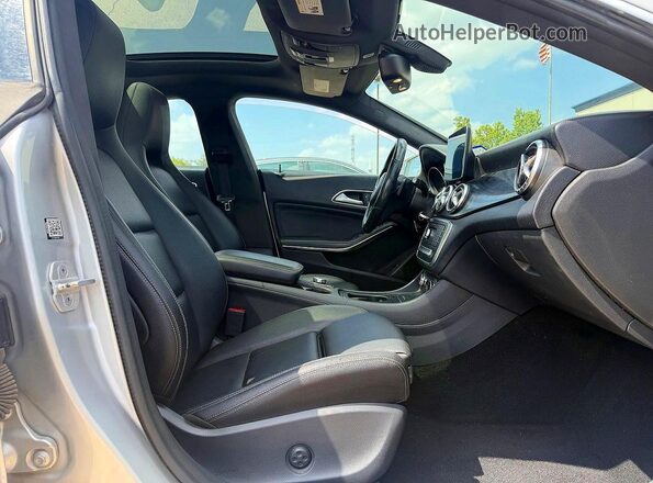 WDDSJ4EB1JN508060 2018 MERCEDES-BENZ CLA-CLASS Серебряный 