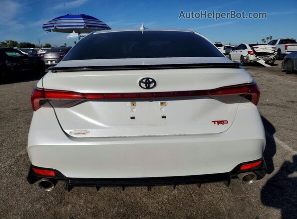 4T1FZ1FB2LU044413 2020 TOYOTA AVALON White Widok z tyłu