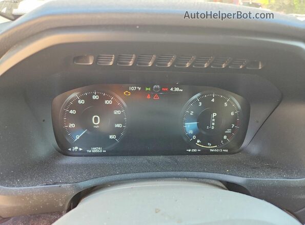 YV4A22PK9H1143372 2017 VOLVO XC90 Белый Вид задних сидений