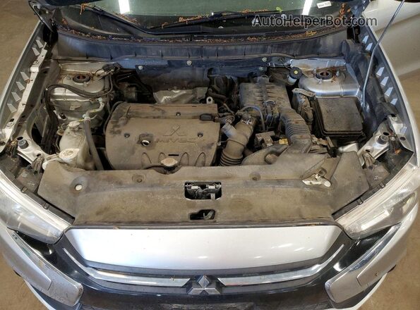 JA4AP3AU1JU002489 2018 MITSUBISHI OUTLANDER Silver 