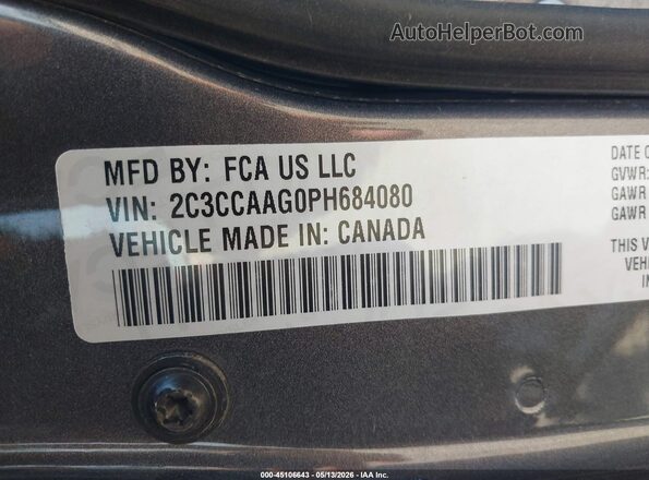 2C3CCAAG0PH684080 2023 CHRYSLER 300 Серый Вид подкапотного пространства