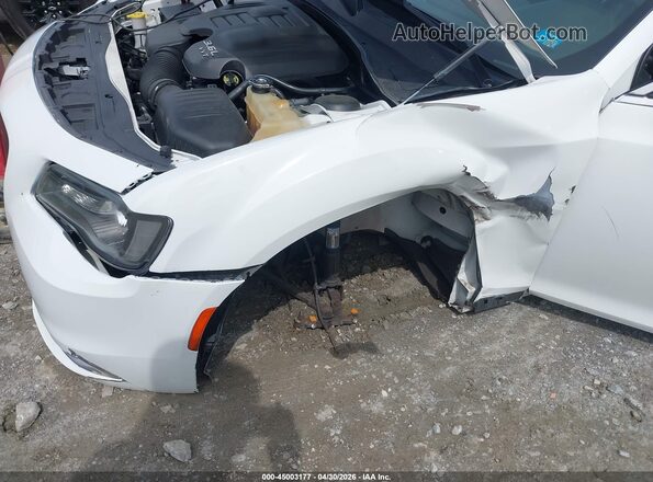 2C3CCAAG1GH207934 2016 CHRYSLER 300 White 