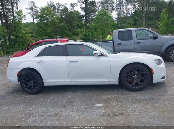 2C3CCAAG1GH207934 2016 CHRYSLER 300 White 