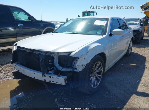 2C3CCAAG1HH662283 2017 CHRYSLER 300 White Przód lewy