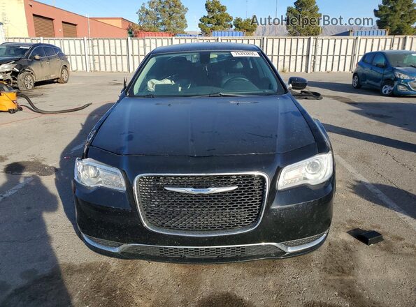 2C3CCAAG2HH612797 2017 CHRYSLER 300 Black Widok z przodu