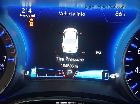 2C3CCAAG3HH663791 2017 CHRYSLER 300 Белый 