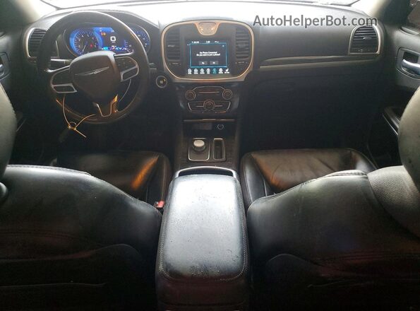 2C3CCAAG6MH661589 2021 CHRYSLER 300 Black Առջևի վահանակի տեսք