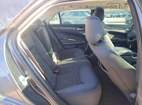 2C3CCAAG7LH220536 2020 CHRYSLER 300 Charcoal უკანა სავარძლების ხედი