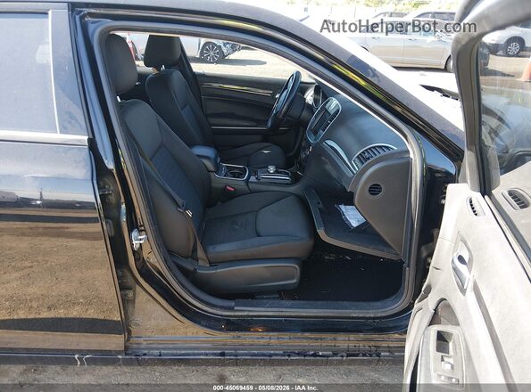 2C3CCAAG8KH758919 2019 CHRYSLER 300 Black Vista interior delantera