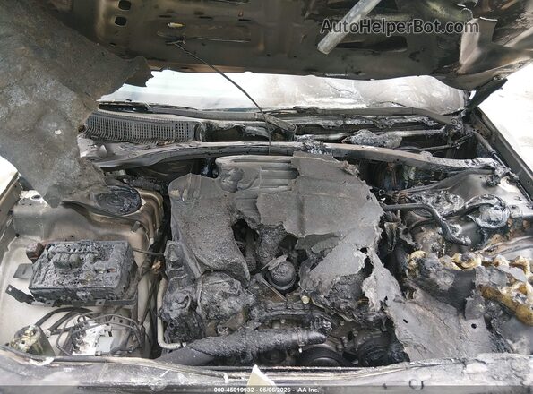 2C3CCAAGXLH194739 2020 CHRYSLER 300 White Widok wnętrza z tyłu