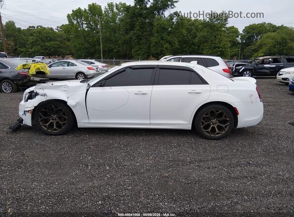 2C3CCABG0HH653380 2017 CHRYSLER 300 White 