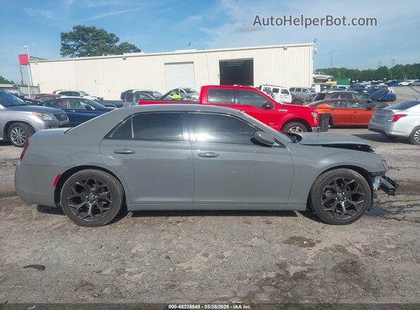 2C3CCABG0KH559457 2019 CHRYSLER 300 Gray Widok wnętrza z tyłu