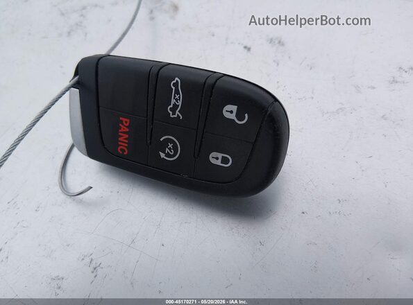 2C3CCABG0MH549756 2021 CHRYSLER 300 Серебряный Вид панели приборов