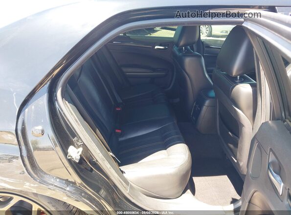 2C3CCABG2HH608358 2017 CHRYSLER 300 Black Widok naklejki z numerem VIN