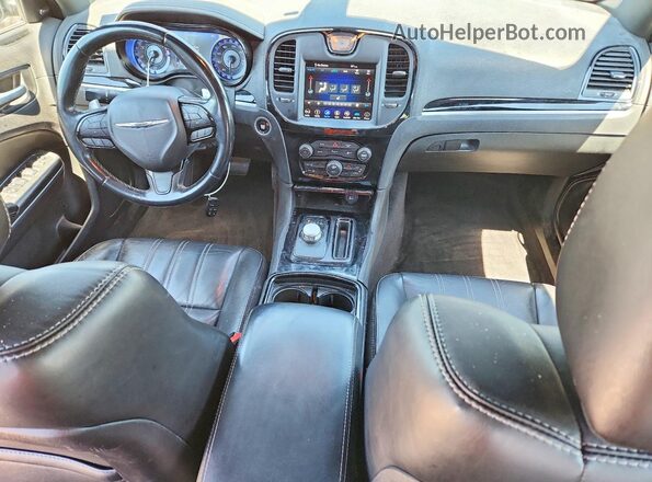 2C3CCABG3JH262150 2018 CHRYSLER 300 Black Вид панелі приладів