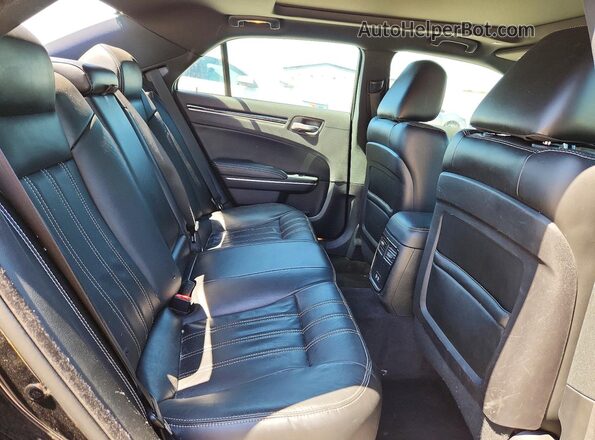 2C3CCABG3JH262150 2018 CHRYSLER 300 Black Вид задніх сидінь
