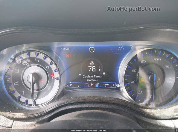 2C3CCABG3KH604925 2019 CHRYSLER 300 White Հետևի նստատեղերի տեսք