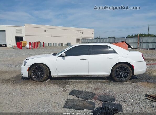 2C3CCABG3KH604925 2019 CHRYSLER 300 White 