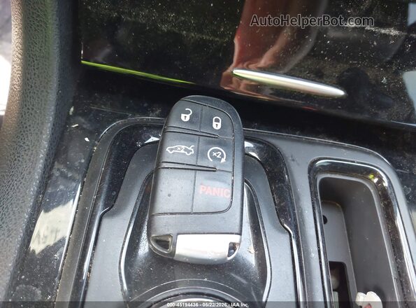 2C3CCABG3KH604925 2019 CHRYSLER 300 White Առջևի վահանակի տեսք