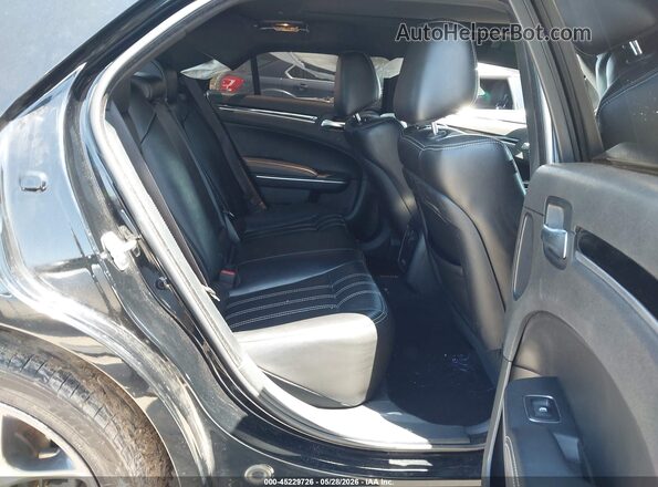 2C3CCABG3PH640976 2023 CHRYSLER 300 Black Vista de la etiqueta del VIN