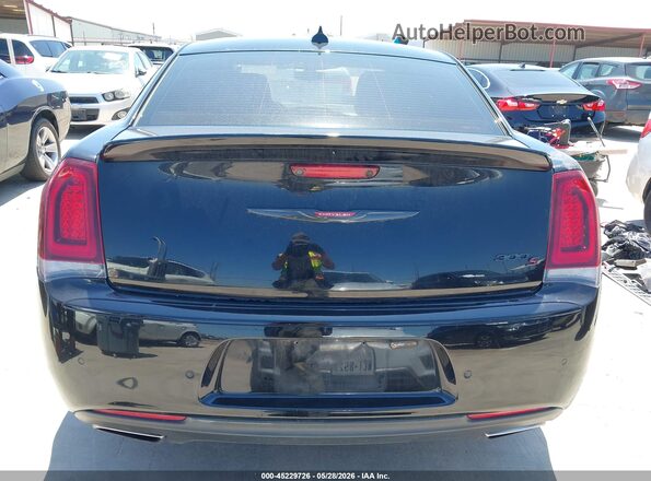 2C3CCABG3PH640976 2023 CHRYSLER 300 Black 