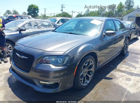 2C3CCABG4JH338555 2018 CHRYSLER 300 Gray Առջևի ձախ երեք քառորդ տեսարան