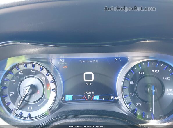 2C3CCABG4JH338555 2018 CHRYSLER 300 Gray Հետևի նստատեղերի տեսք