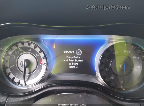 2C3CCABG4KH635018 2019 CHRYSLER 300 Белый Вид задних сидений