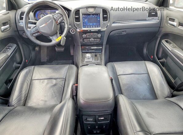 2C3CCABG6HH512068 2017 CHRYSLER 300 Black Vista del salpicadero