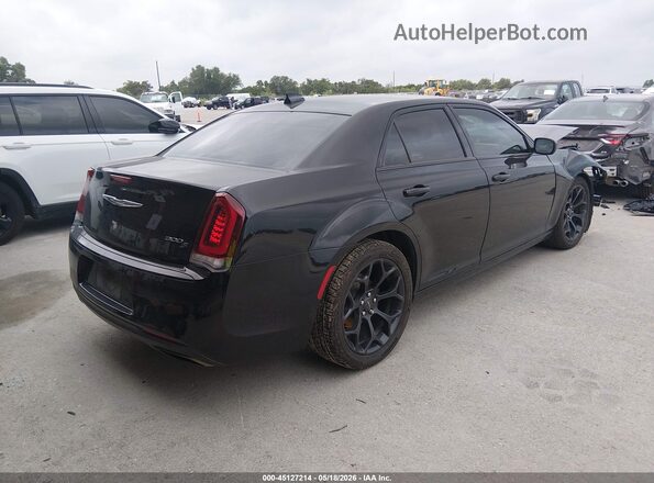 2C3CCABG6KH686097 2019 CHRYSLER 300 Black Tył prawy