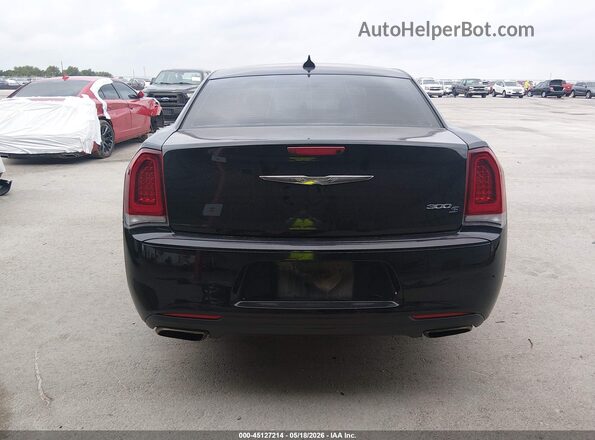 2C3CCABG6KH686097 2019 CHRYSLER 300 Black 