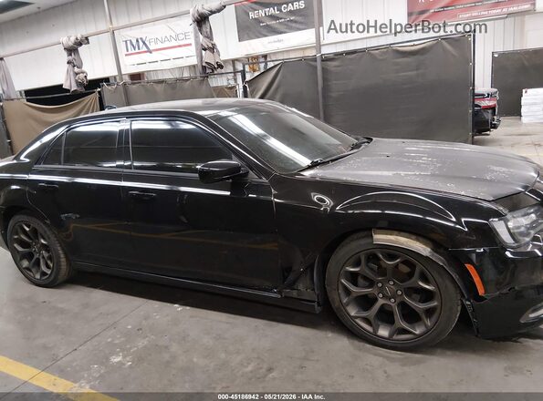 2C3CCABG7HH599687 2017 CHRYSLER 300 Black Widok wnętrza z tyłu