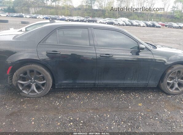 2C3CCABG8MH532848 2021 CHRYSLER 300 Черный Вид задней части салона
