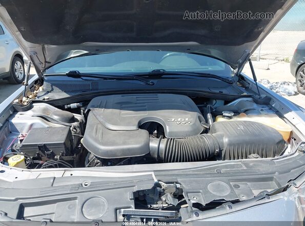 2C3CCABG9JH223014 2018 CHRYSLER 300 Gray უკანა ხედი