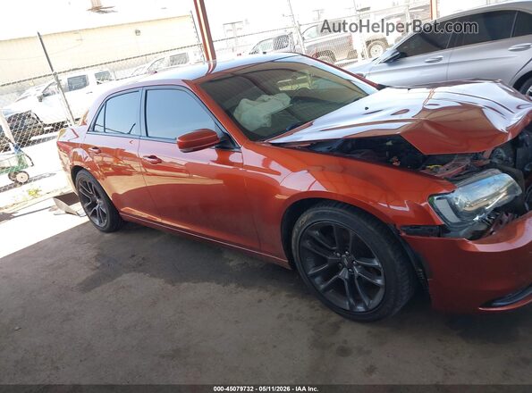 2C3CCABG9MH554552 2021 CHRYSLER 300 Оранжевый Панорамный вид салона 360°