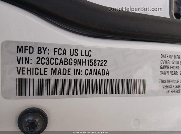 2C3CCABG9NH158722 2022 CHRYSLER 300 White ძრავის განყოფილების ხედი