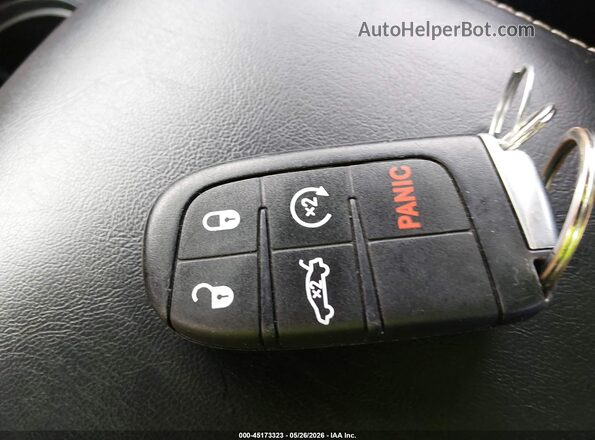 2C3CCABGXGH294943 2016 CHRYSLER 300 Gray Vista del salpicadero