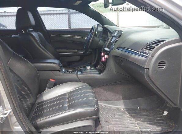 2C3CCABGXJH266616 2018 CHRYSLER 300 Silver Vista interior delantera