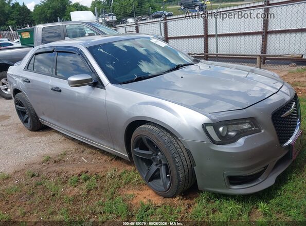 2C3CCABGXJH266616 2018 CHRYSLER 300 Silver Vista interior trasera
