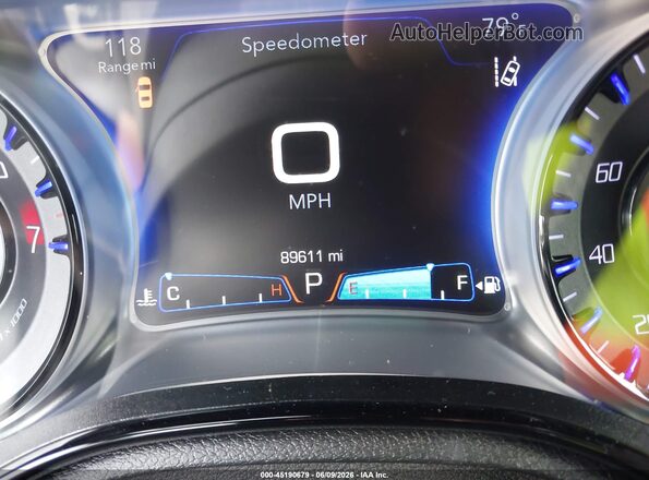 2C3CCABGXJH296327 2018 CHRYSLER 300 Серый 