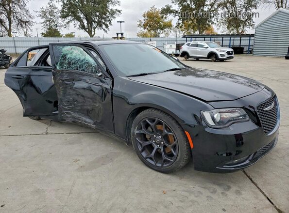 2C3CCABGXKH555464 2019 CHRYSLER 300 Черный Передняя правая четверть