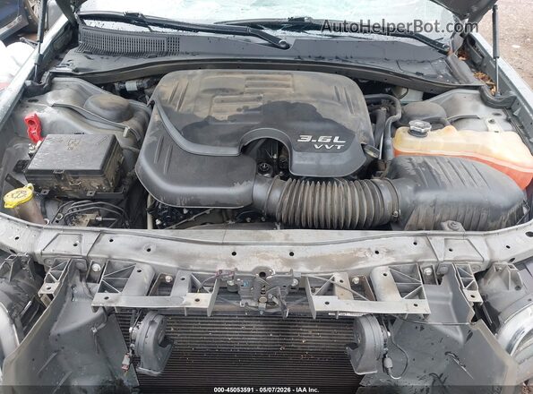 2C3CCABGXKH573379 2019 CHRYSLER 300 Серый Вид сзади