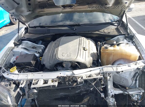 2C3CCABT7PH573280 2023 CHRYSLER 300 Серебряный Вид сзади