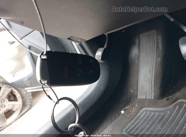 2C3CCAEG0KH698077 2019 CHRYSLER 300 White Вид панелі приладів