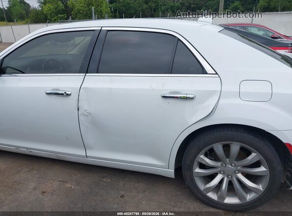 2C3CCAEG0KH698077 2019 CHRYSLER 300 White 