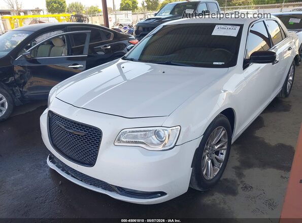 2C3CCAEG2GH324660 2016 CHRYSLER 300 White 