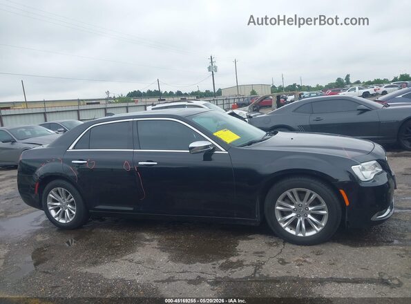 2C3CCAEG2HH549937 2017 CHRYSLER 300 Black Widok wnętrza z tyłu
